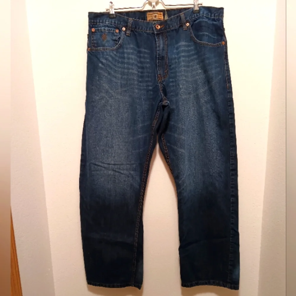 Men's Rocawear Jeans 42 X 32 - Picture 1 of 9